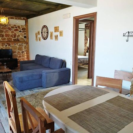 Rustic House Apartment Embonas Exterior photo